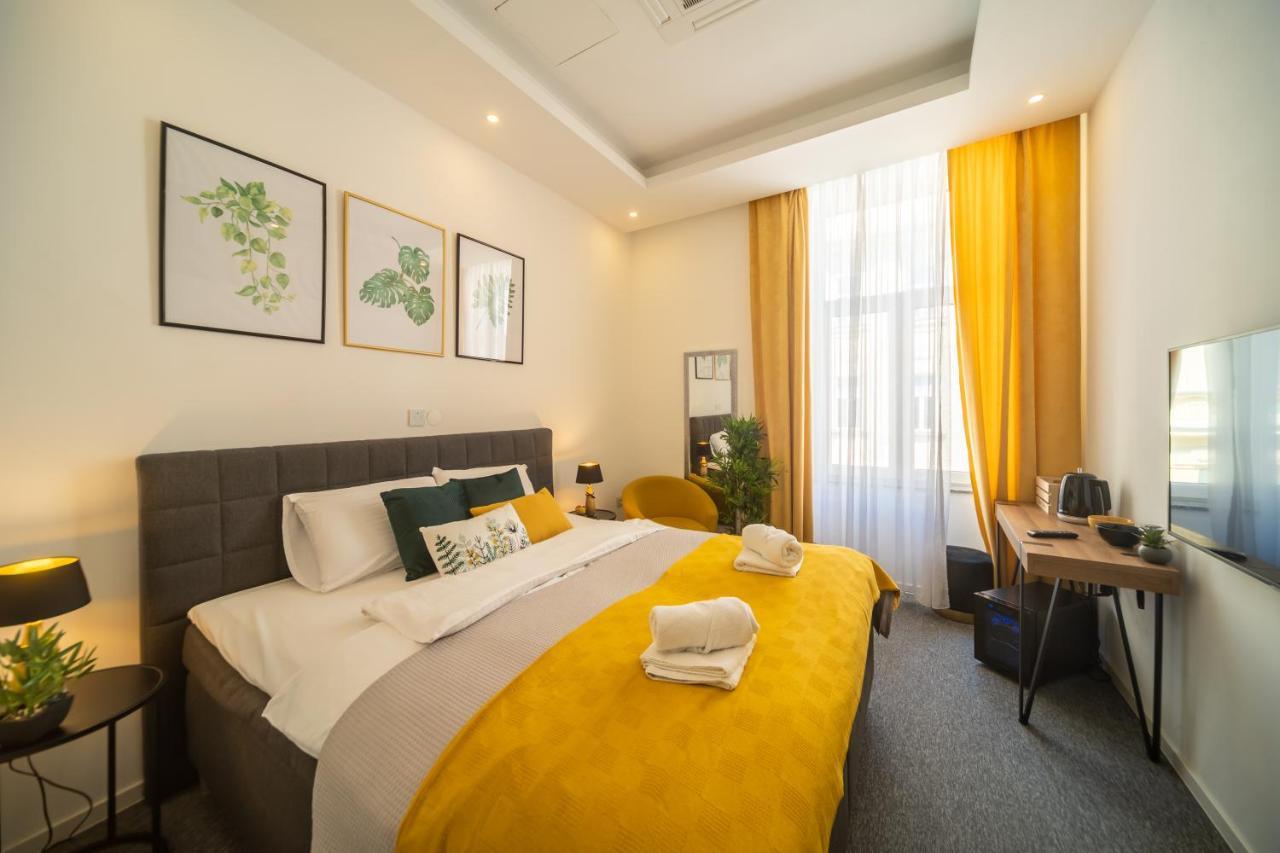 Elenas Rooms & Apartment زغرب المظهر الخارجي الصورة
